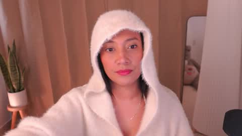 Snapshot of klhoe_gomez_ chatting on 14, 10, 2025 klhoe_gomez_ online show from 14, 10, 2025