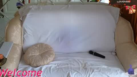 Snapshot of klitores chatting on 19, 1, 2025 ALYONA online show from 19, 1, 2025
