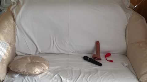 Snapshot of klitores chatting on 25, 2, 2025 ALYONA online show from 25, 2, 2025