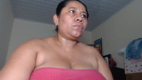 Snapshot of kloe_boobs chatting on 26, 1, 2025 Kloe online show from 26, 1, 2025