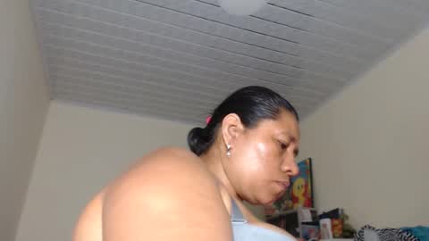 Snapshot of kloe_boobs chatting on 2, 2, 2025 Kloe online show from 2, 2, 2025