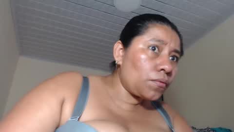 Snapshot of kloe_boobs chatting on 2, 2, 2025 Kloe online show from 2, 2, 2025