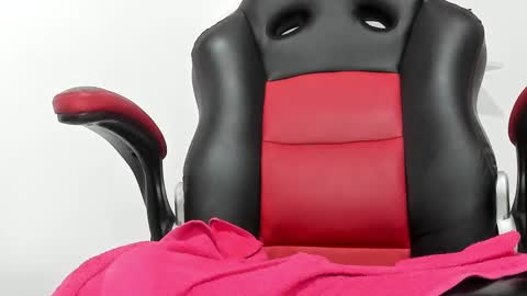 Snapshot of kloe_squirts chatting on 10, 2, 2025 KLOE online show from 10, 2, 2025
