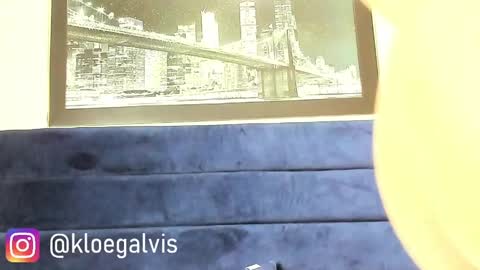 Snapshot of kloe_squirts chatting on 24, 9, 2025 KLOE online show from 24, 9, 2025