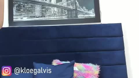 Snapshot of kloe_squirts chatting on 2, 10, 2025 KLOE online show from 2, 10, 2025