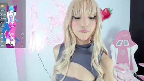 Snapshot of kloeking_ chatting on 26, 11, 2025 kloe online show from 26, 11, 2025