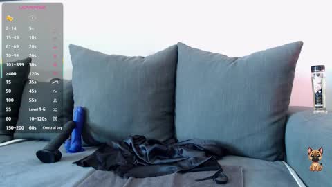 KmilleX online show from 30, 9, 2025