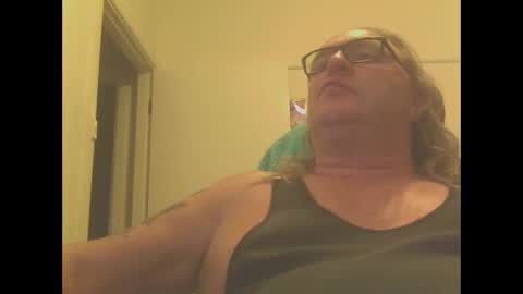 Snapshot of knobout chatting on 21, 1, 2025 knobout online show from 21, 1, 2025