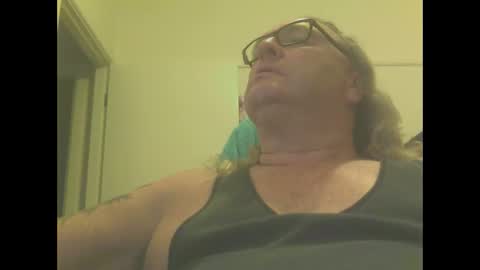 Snapshot of knobout chatting on 22, 1, 2025 knobout online show from 22, 1, 2025