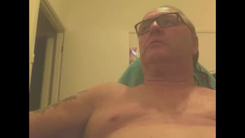 Snapshot of knobout chatting on 13, 2, 2025 knobout online show from 13, 2, 2025