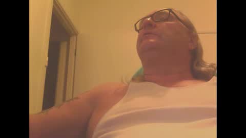 Snapshot of knobout chatting on 17, 2, 2025 knobout online show from 17, 2, 2025