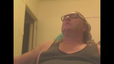 Snapshot of knobout chatting on 25, 2, 2025 knobout online show from 25, 2, 2025