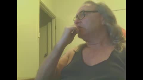 Snapshot of knobout chatting on 9, 9, 2025 knobout online show from 9, 9, 2025