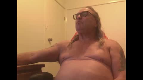 Snapshot of knobout chatting on 2, 3, 2026 knobout online show from 2, 3, 2026