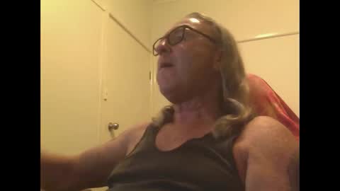 Snapshot of knobout chatting on 25, 3, 2026 knobout online show from 25, 3, 2026