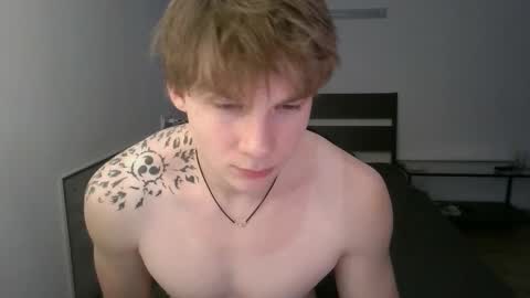 Adam online show from 22, 11, 2025