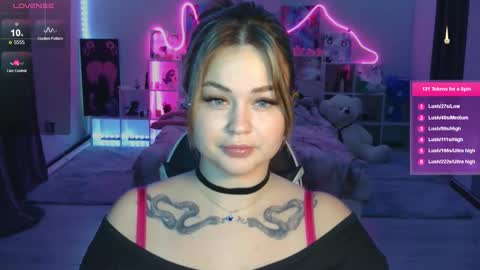 Mia online show from 6, 11, 2025