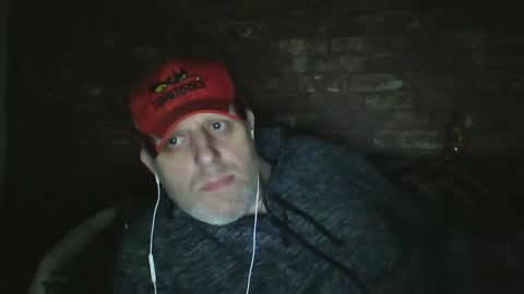 Snapshot of kona_blast chatting on 9, 2, 2025 Neil online show from 9, 2, 2025