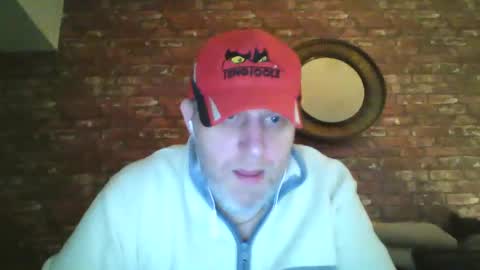 Snapshot of kona_blast chatting on 10, 2, 2025 Neil online show from 10, 2, 2025