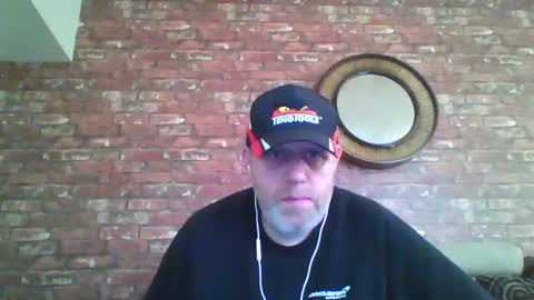 Snapshot of kona_blast chatting on 14, 2, 2025 Neil online show from 14, 2, 2025