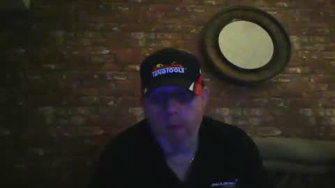 Snapshot of kona_blast chatting on 17, 2, 2025 Neil online show from 17, 2, 2025