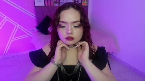 Snapshot of koning_moretti chatting on 22, 4, 2026 camila online show from 22, 4, 2026