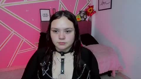 Snapshot of koning_moretti chatting on 22, 5, 2026 camila online show from 22, 5, 2026