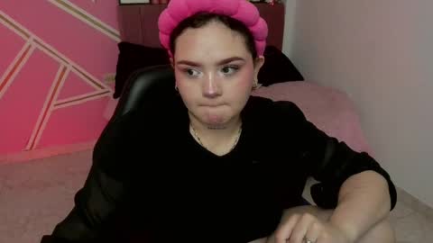 Snapshot of koning_moretti chatting on 23, 5, 2026 camila online show from 23, 5, 2026