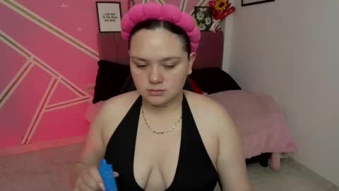 Snapshot of koning_moretti chatting on 25, 5, 2026 camila online show from 25, 5, 2026