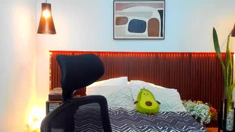 Kora Shadow online show from 18, 12, 2025