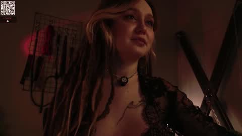 Snapshot of koracrosbie chatting on 12, 11, 2025 Kora TG channel online show from 12, 11, 2025