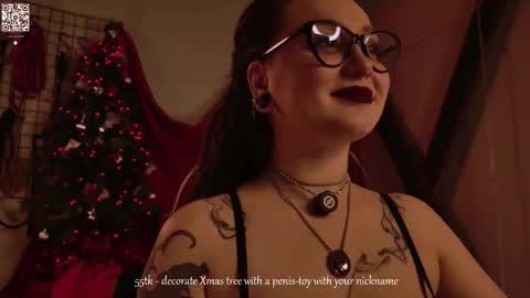 Snapshot of koracrosbie chatting on 5, 12, 2025 Kora TG channel online show from 5, 12, 2025