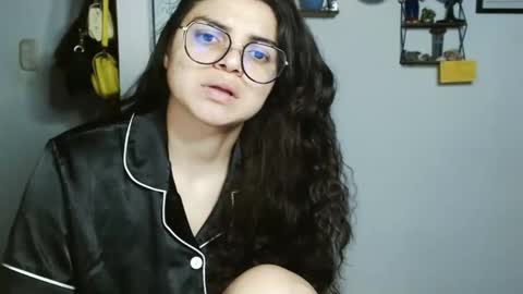 Snapshot of koranikky08 chatting on 23, 1, 2025 Karoll online show from 23, 1, 2025