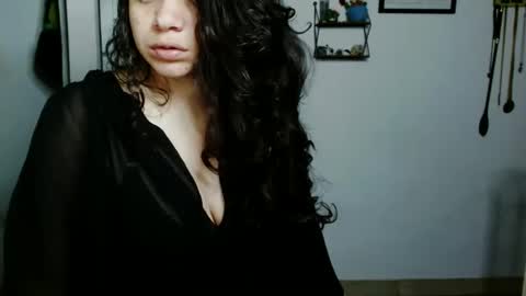 Snapshot of koranikky08 chatting on 7, 10, 2025 Karoll online show from 7, 10, 2025