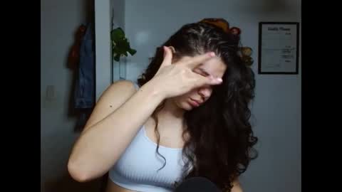 Snapshot of koranikky08 chatting on 8, 11, 2025 Karoll online show from 8, 11, 2025