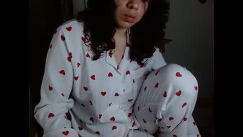 Snapshot of koranikky08 chatting on 18, 12, 2025 Karoll online show from 18, 12, 2025