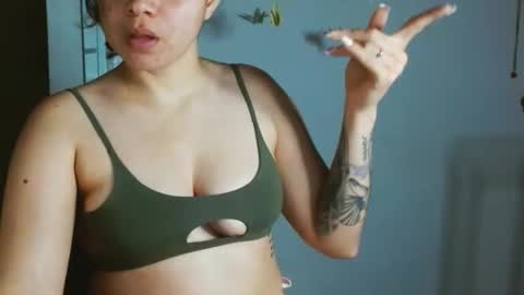 Snapshot of koranikky08 chatting on 6, 1, 2026 Karoll online show from 6, 1, 2026