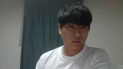 Snapshot of korea_q chatting on 16, 12, 2024 Korea boy online show from 16, 12, 2024