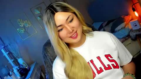 MISS ALICIA online show from 25, 12, 2024