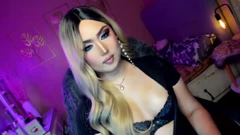 MISS ALICIA online show from 27, 12, 2024