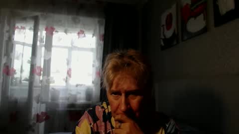 Snapshot of koroleva70 chatting on 6, 6, 2026 VIKA online show from 6, 6, 2026