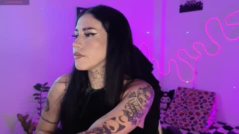 Snapshot of korolovaa chatting on 12, 1, 2026 korolova online show from 12, 1, 2026