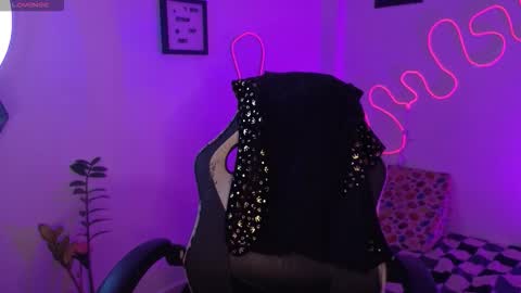 Snapshot of korolovaa chatting on 13, 1, 2026 korolova online show from 13, 1, 2026