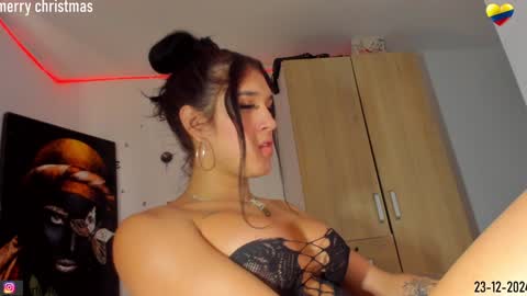 Snapshot of kortneyhills chatting on 24, 12, 2024 Kortneyhills - Aries online show from 24, 12, 2024