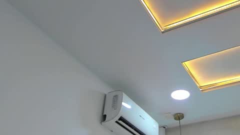 Snapshot of kosmic_21 chatting on 16, 1, 2026 K O S M I C online show from 16, 1, 2026