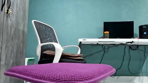 Koto Bombon online show from 26, 2, 2026