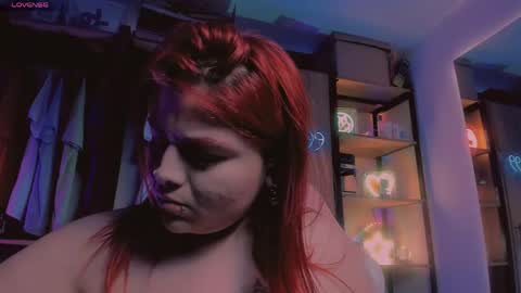Snapshot of kpayton99 chatting on 8, 6, 2026 Khloe online show from 8, 6, 2026