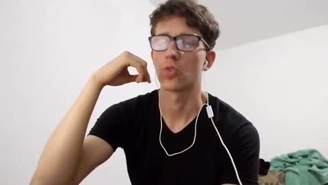 Facu online show from 26, 2, 2025