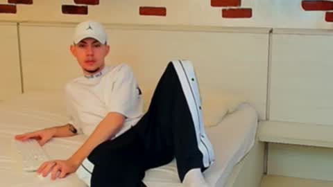 KrewVaughn online show from 16, 3, 2026