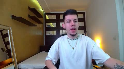 KrewVaughn online show from 22, 3, 2026